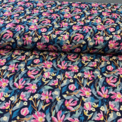 Viskose Anta, Blumen auf navy